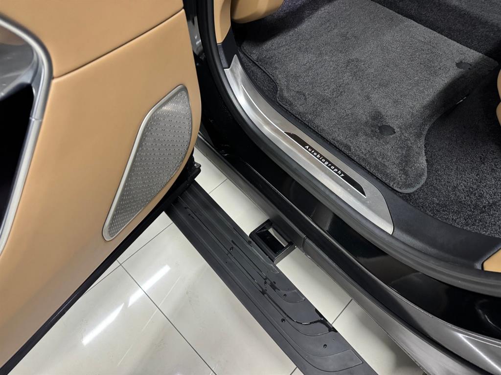 Land Rover Range Rover 2023 Negro - Importación desde Corea - HF Imports Iquique - Foto 13