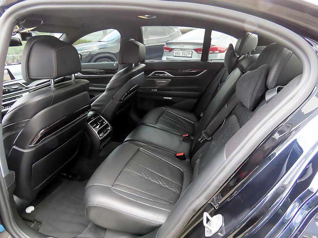 BMW 7 Series - Vista 6