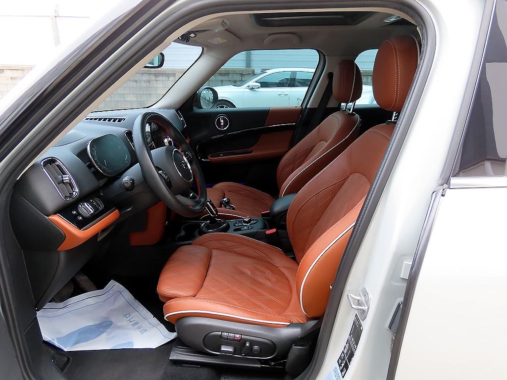 Mini Countryman - Vista 5