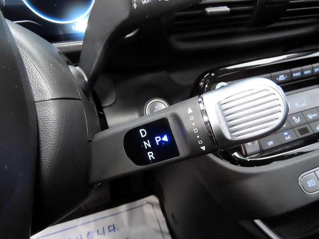 HYUNDAI Casper - Vista 10