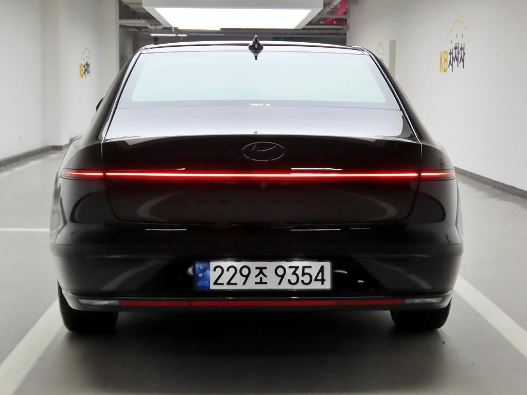 HYUNDAI Grandeur - Vista 3