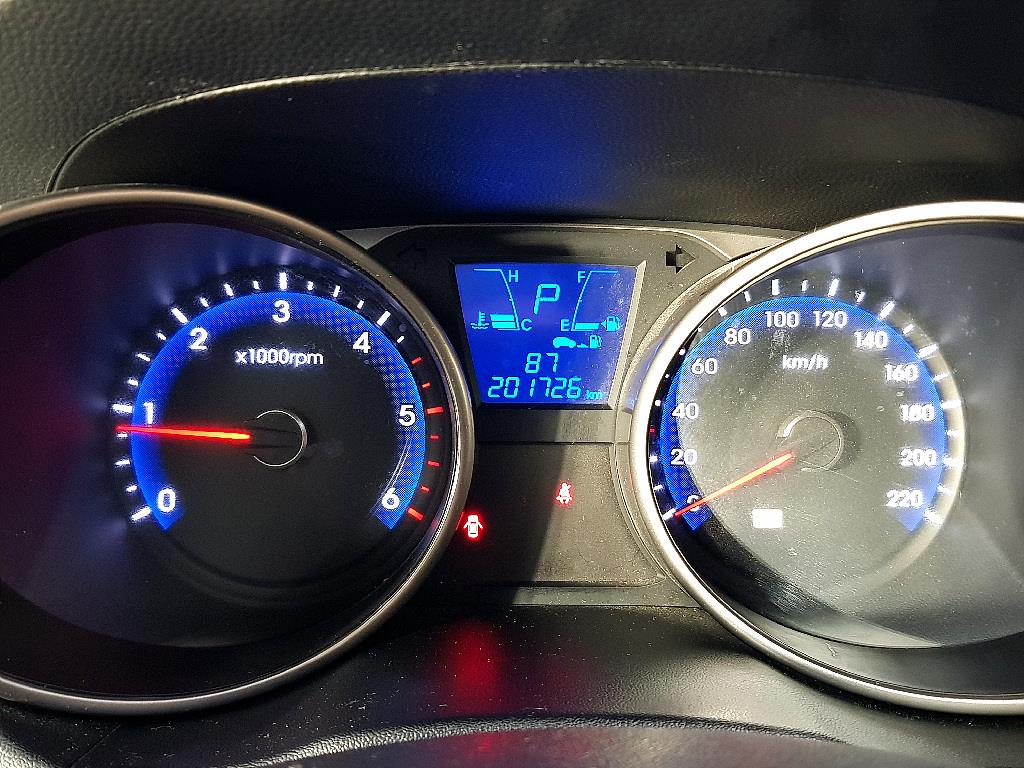 HYUNDAI Tucson - Vista 7