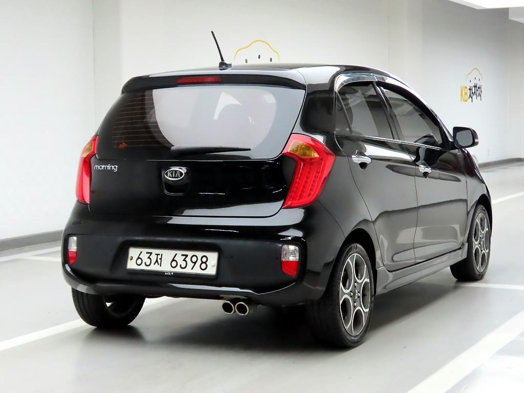 KIA Morning - Vista 4