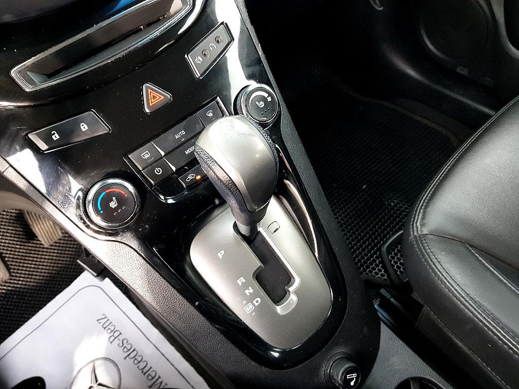 Chevrolet Orlando 2012 Blanco - Importación desde Corea - HF Imports Iquique - Foto 13