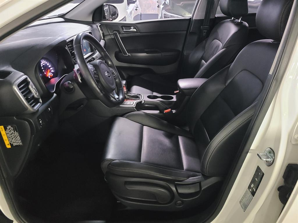 KIA Sportage - Vista 8