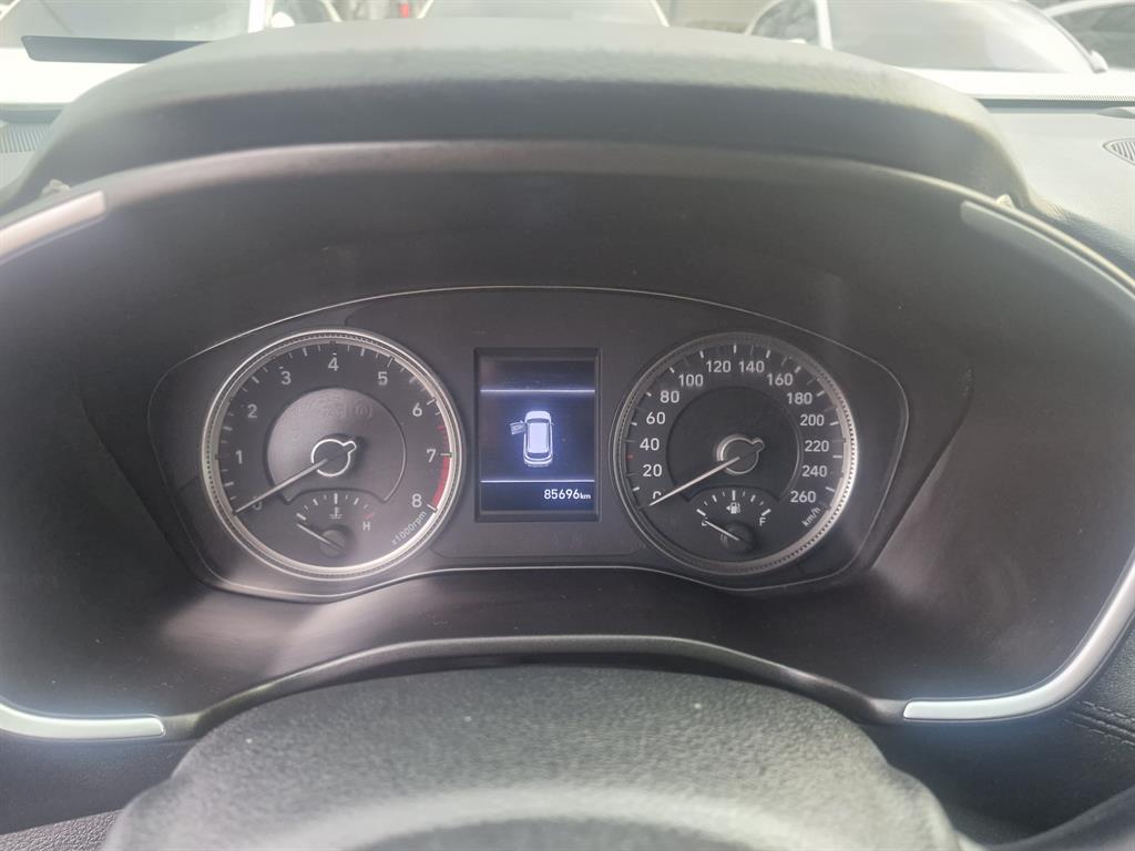 HYUNDAI Santa Fe - Vista 7