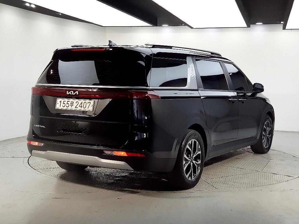 KIA Carnival - Vista 4