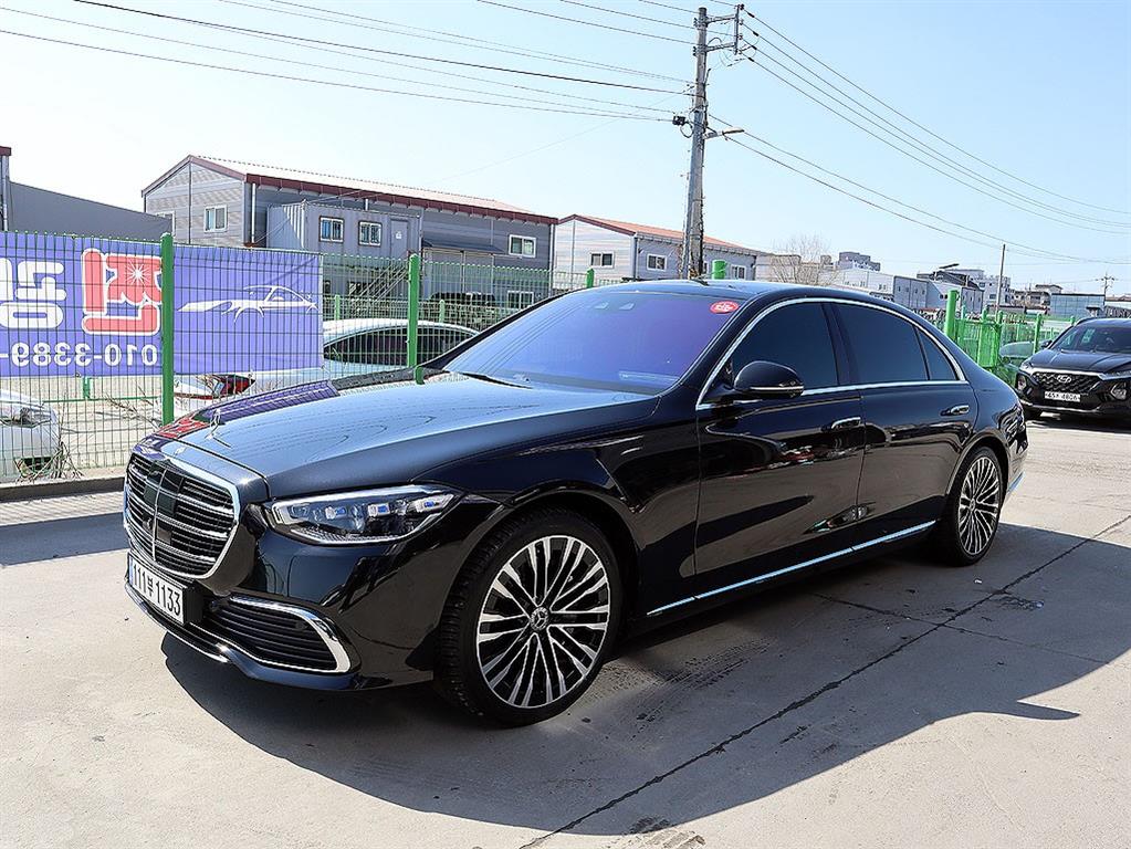 Mercedes Benz S Class - Vista 3