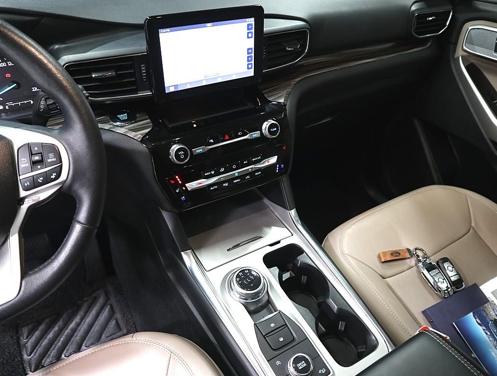 Ford Explorer - Vista 6