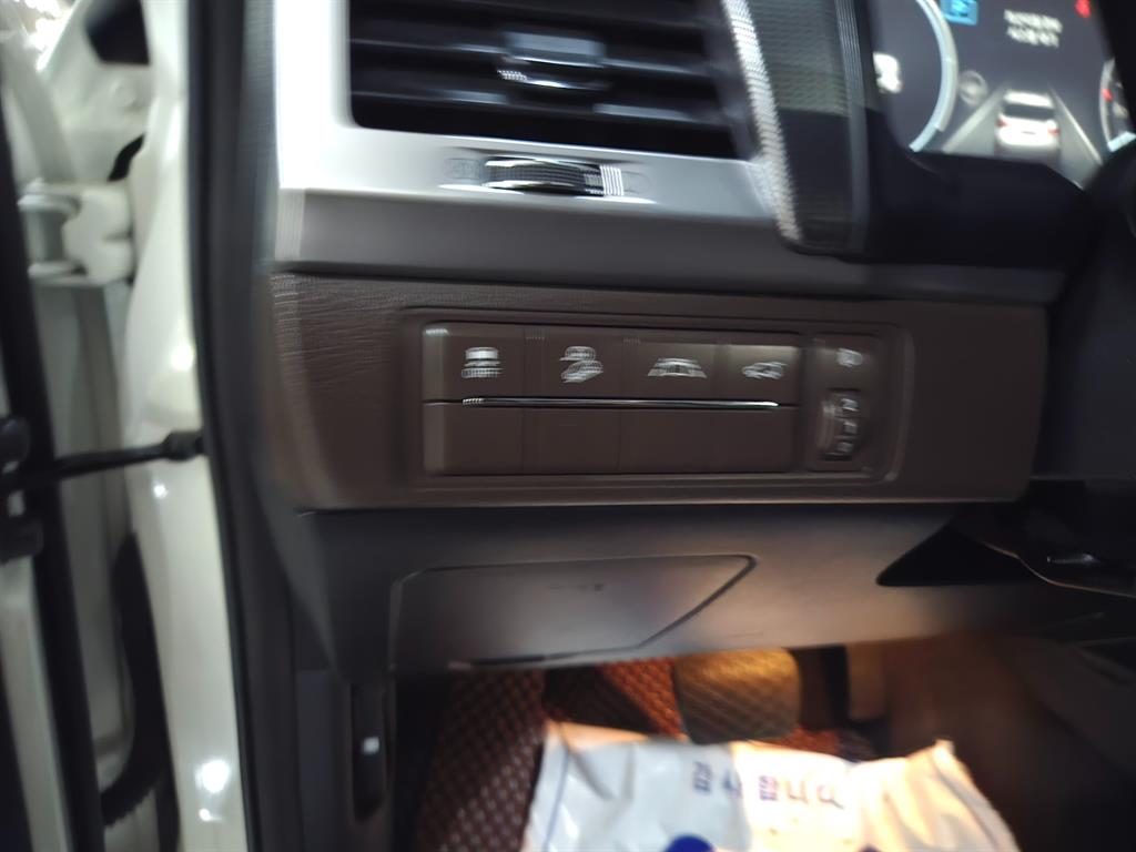 Ssangyong Rexton 2021 Blanco - Importación desde Corea - HF Imports Iquique - Foto 14