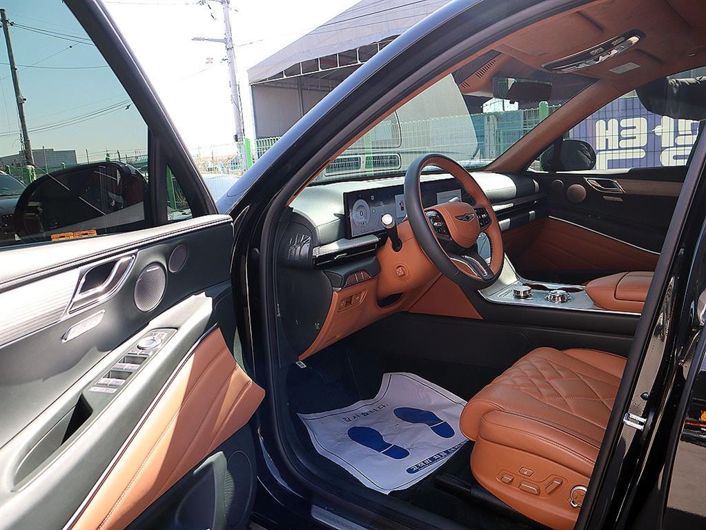 Genesis GV80 - Vista 11