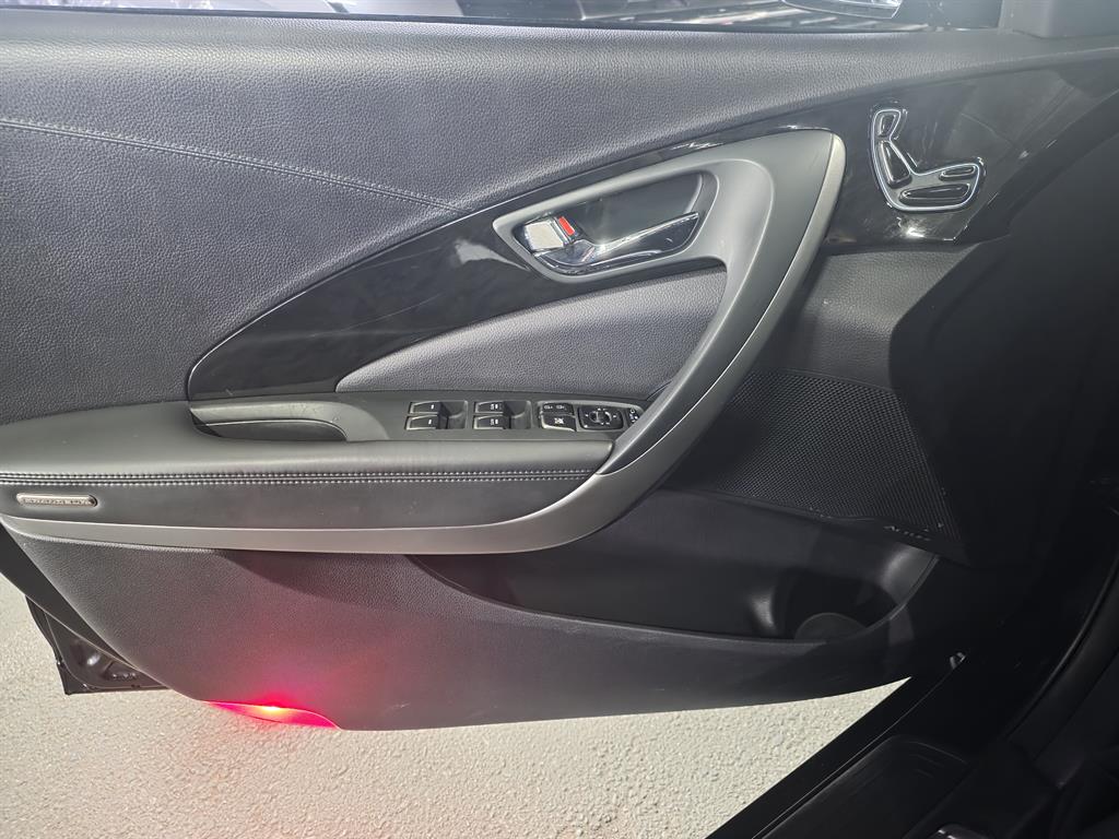 HYUNDAI Grandeur - Vista 11