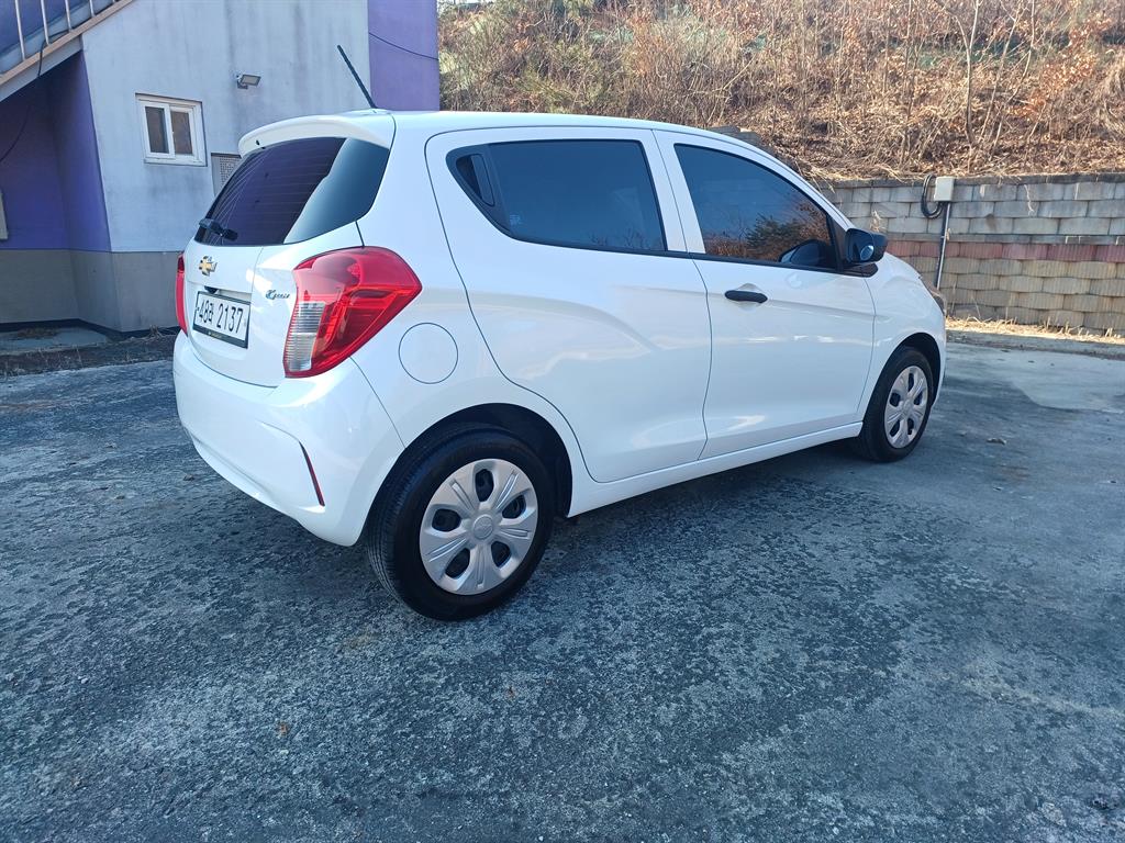 Chevrolet Spark - Vista 5