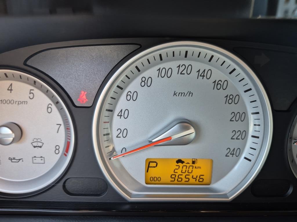 HYUNDAI Sonata - Vista 8