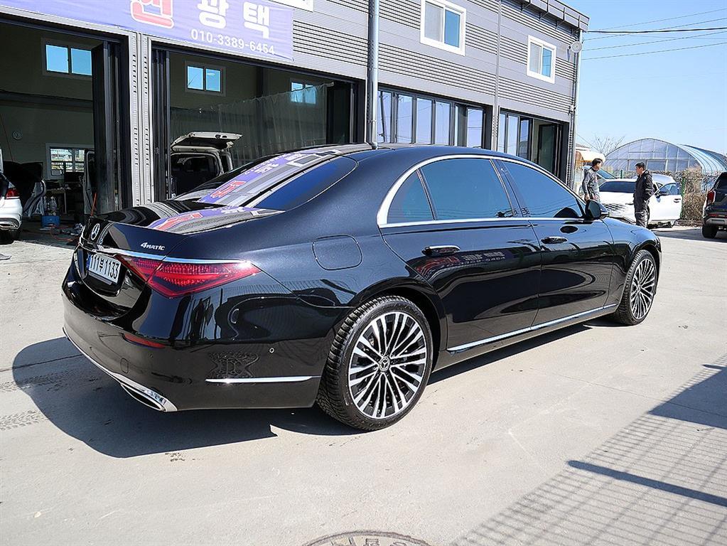 Mercedes Benz S Class - Vista 5