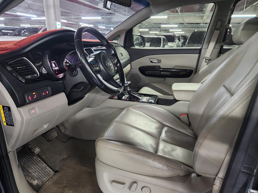 KIA Carnival 2018 Gris - Importación desde Corea - HF Imports Iquique - Foto 18