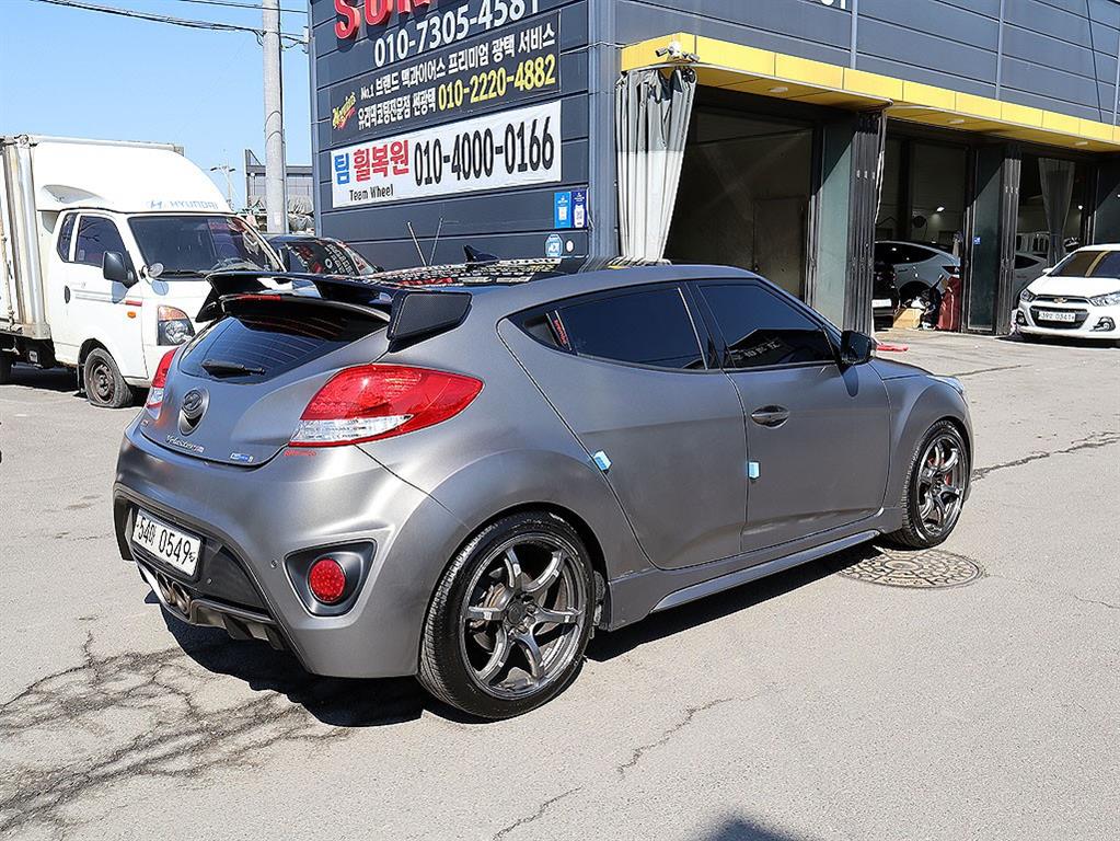 HYUNDAI Veloster - Vista 7