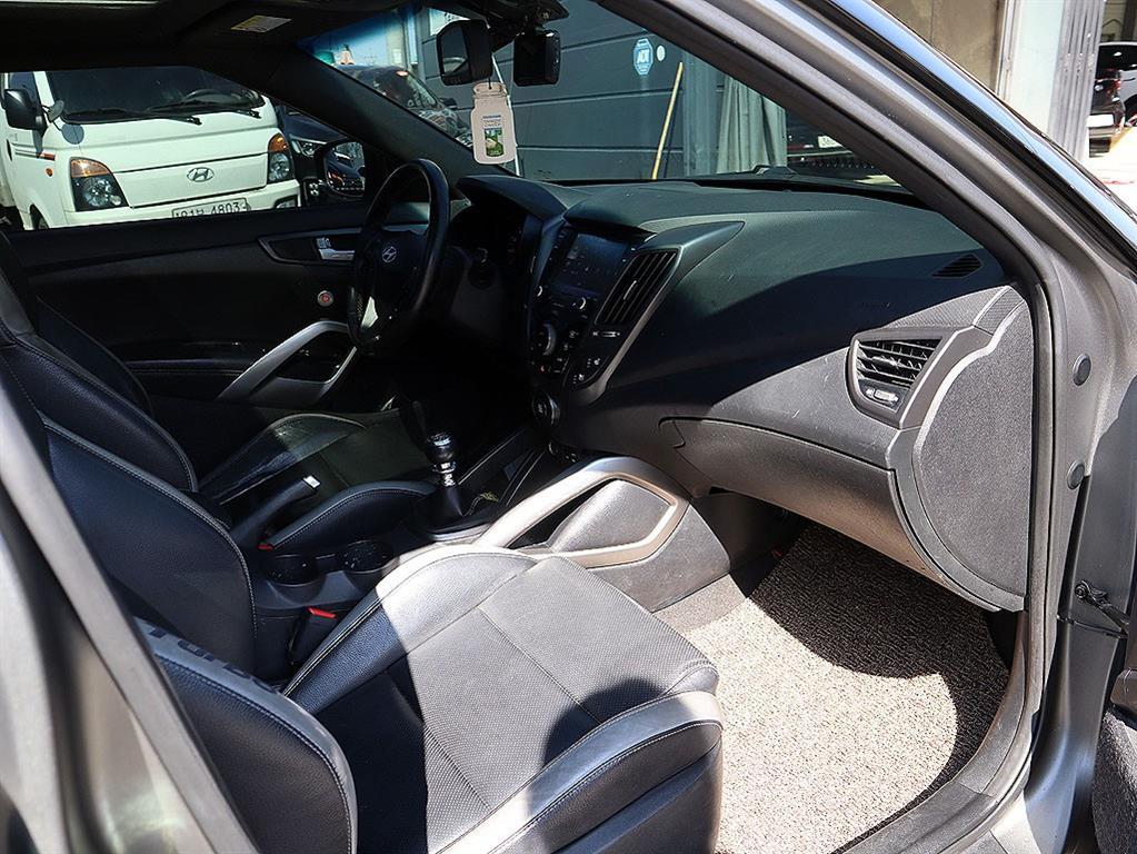 HYUNDAI Veloster 2016 Gris - Importación desde Corea - HF Imports Iquique - Foto 13