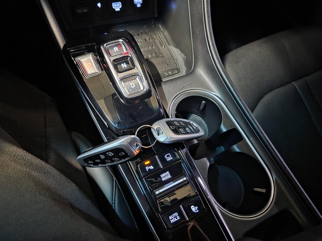 HYUNDAI Sonata - Vista 12