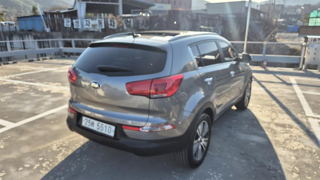 KIA Sportage - Vista 2