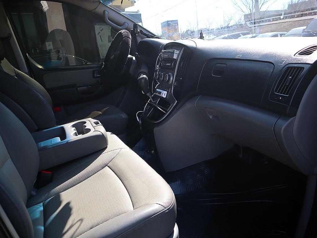 HYUNDAI Starex 2008 Plateado - Importación desde Corea - HF Imports Iquique - Foto 12