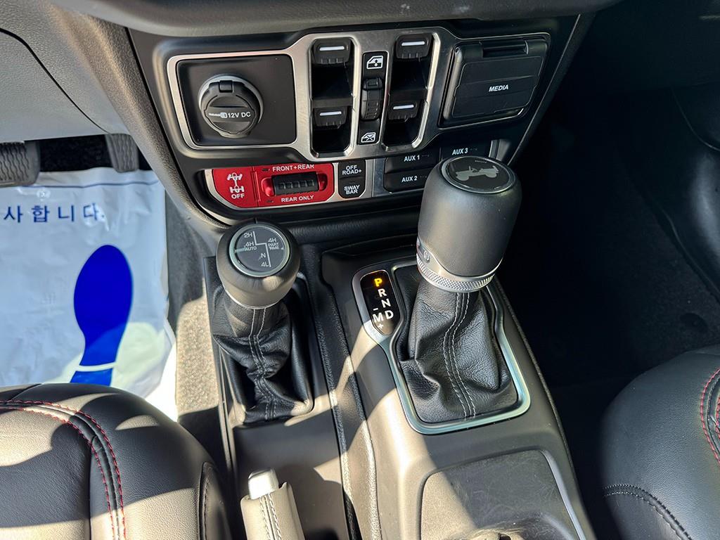 Jeep Wrangler - Vista 11