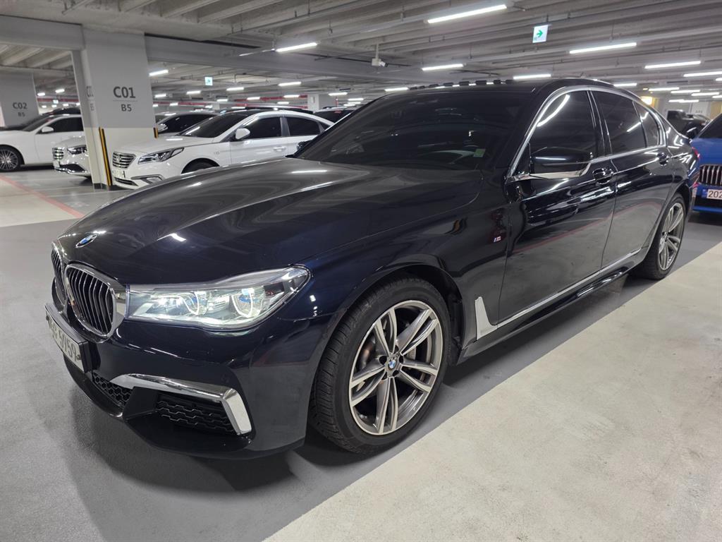 BMW 7 Series - Vista 2