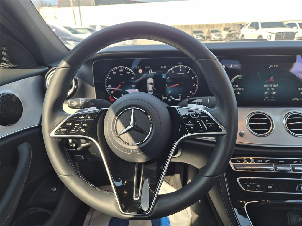 Mercedes Benz E class 2021 Blanco - Importación desde Corea - HF Imports Iquique - Foto 13