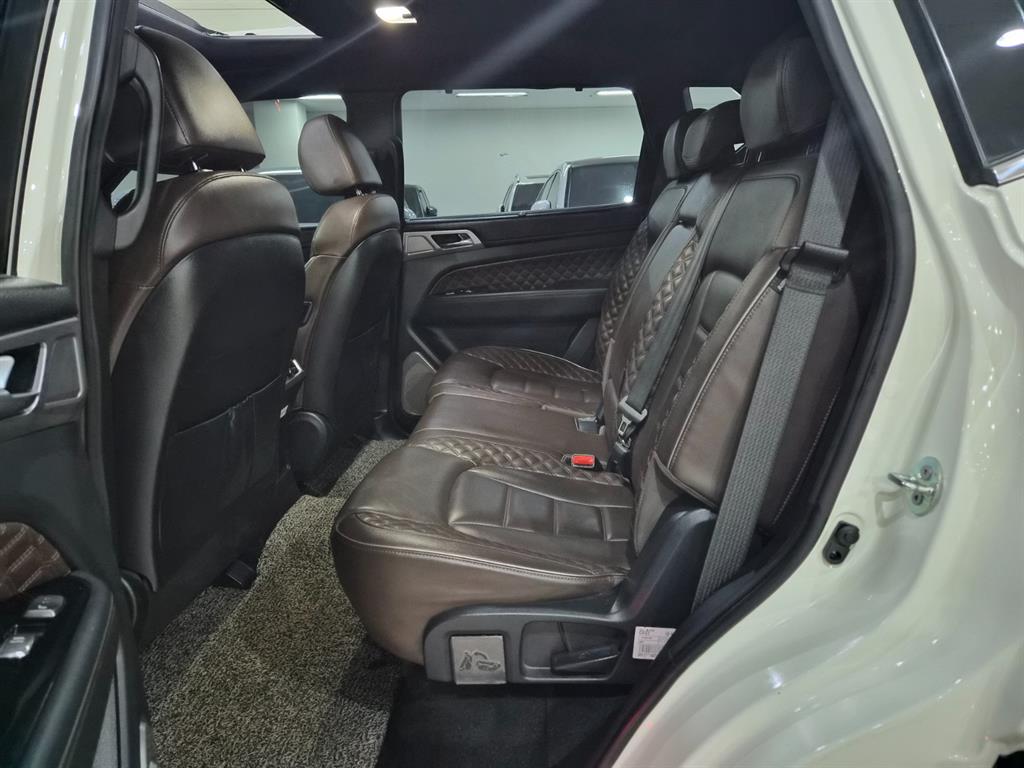 Ssangyong Rexton - Vista 12