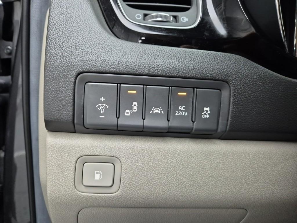 KIA Carnival 2016 Gris - Importación desde Corea - HF Imports Iquique - Foto 18