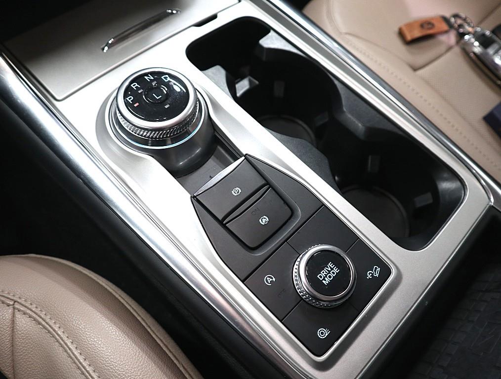 Ford Explorer - Vista 11