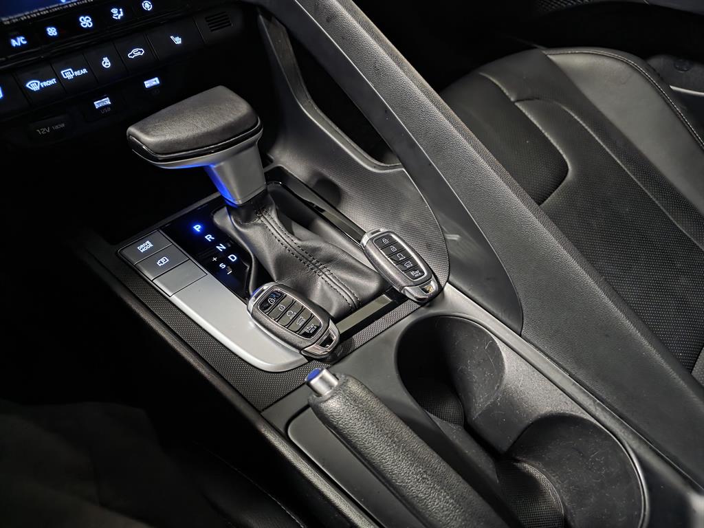 HYUNDAI Avante - Vista 12