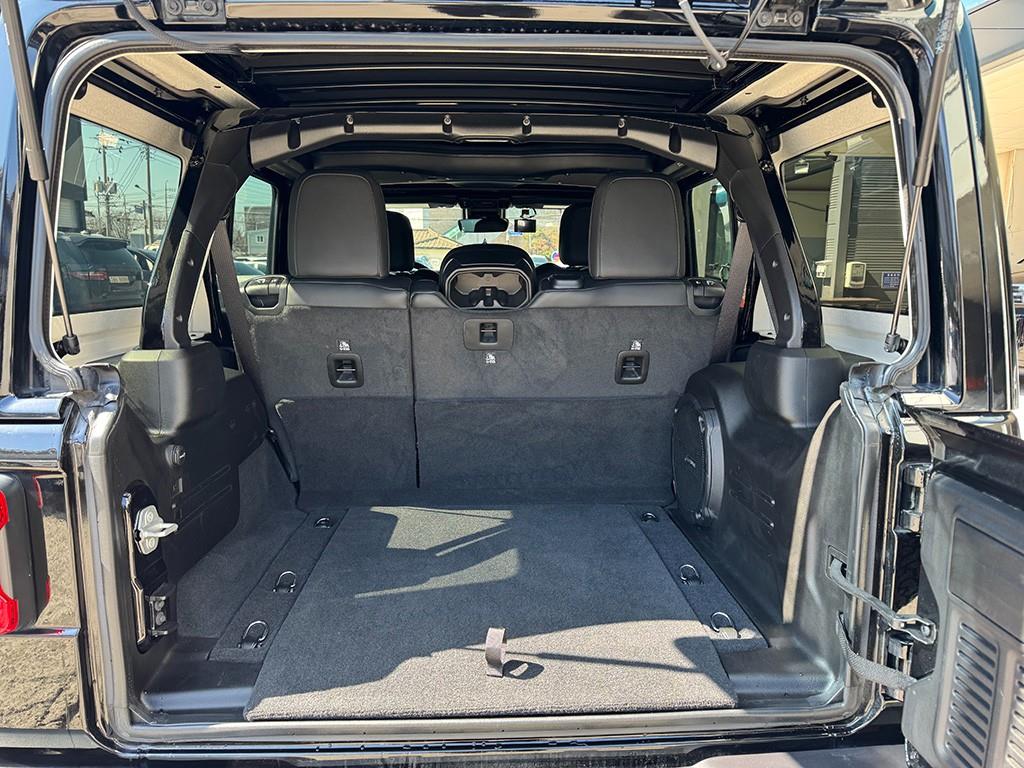 Jeep Wrangler 2024 Negro - Importación desde Corea - HF Imports Iquique - Foto 18