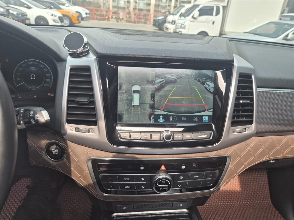 Ssangyong Rexton - Vista 10