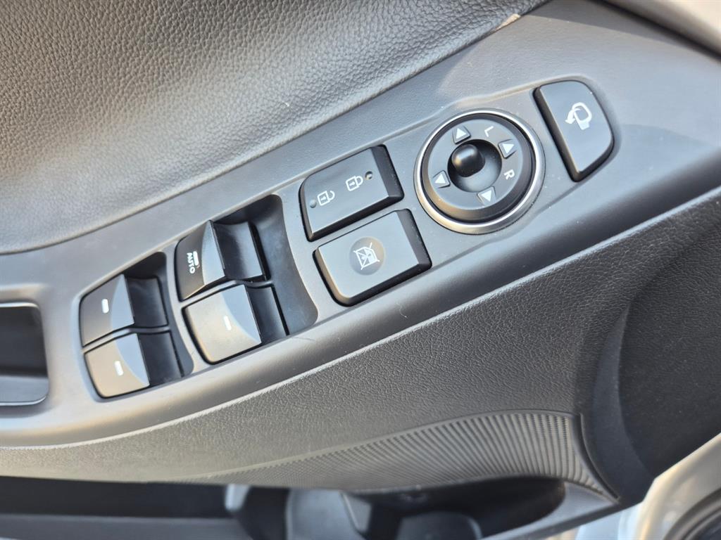 HYUNDAI Avante 2015 Gris - Importación desde Corea - HF Imports Iquique - Foto 16