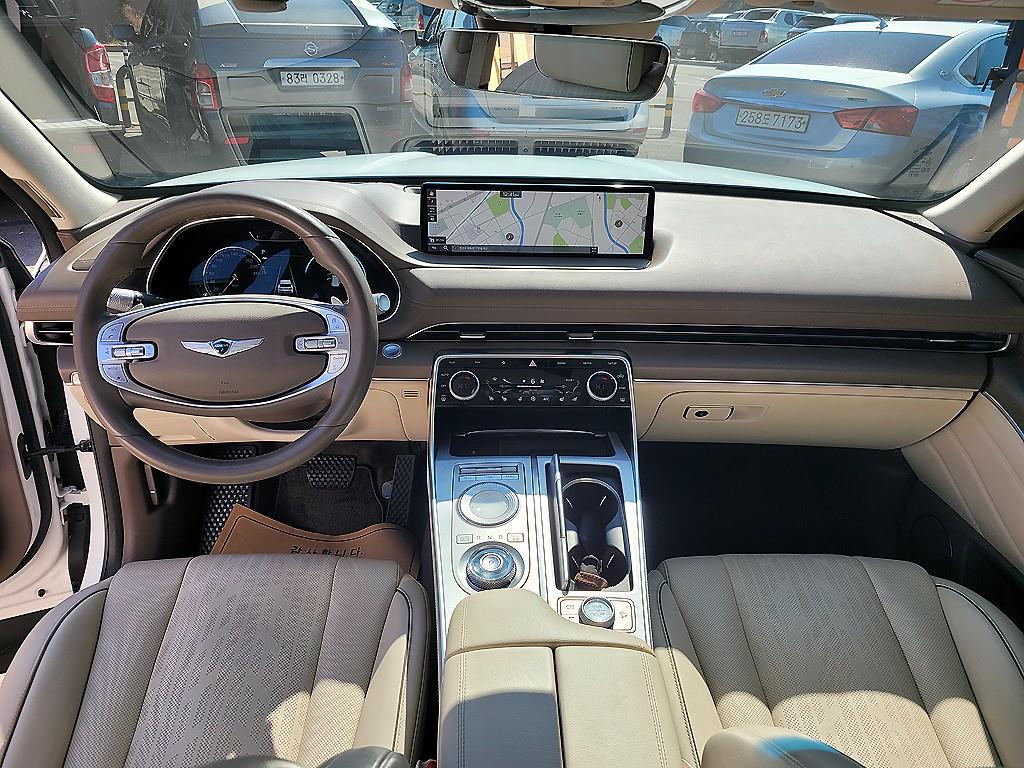 Genesis GV80 - Vista 5