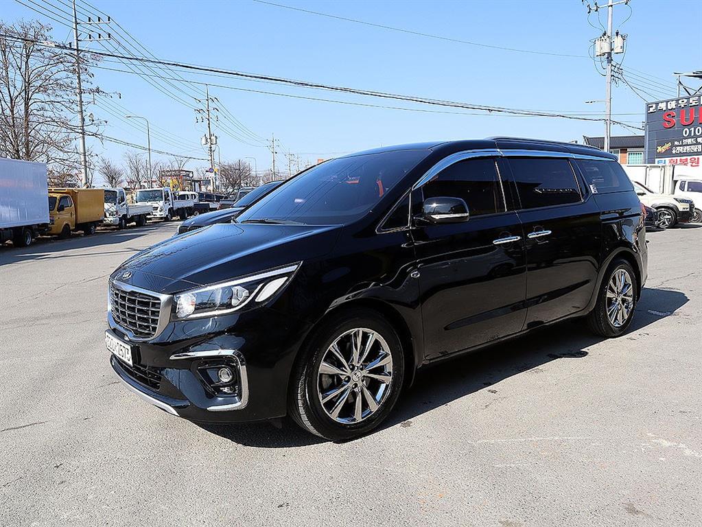 KIA Carnival - Vista 3