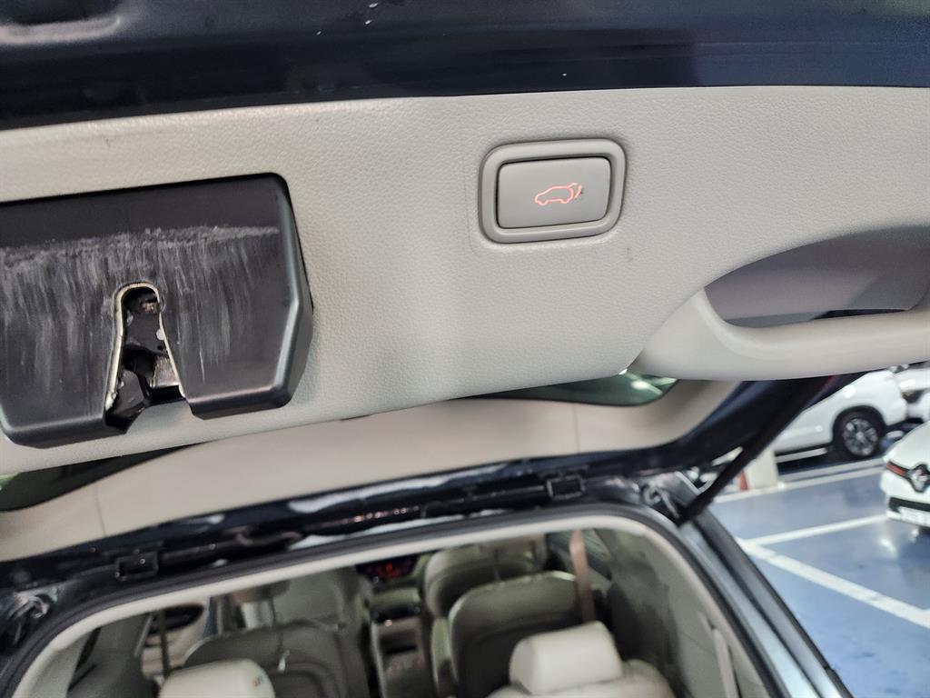 KIA Carnival 2018 Gris - Importación desde Corea - HF Imports Iquique - Foto 17