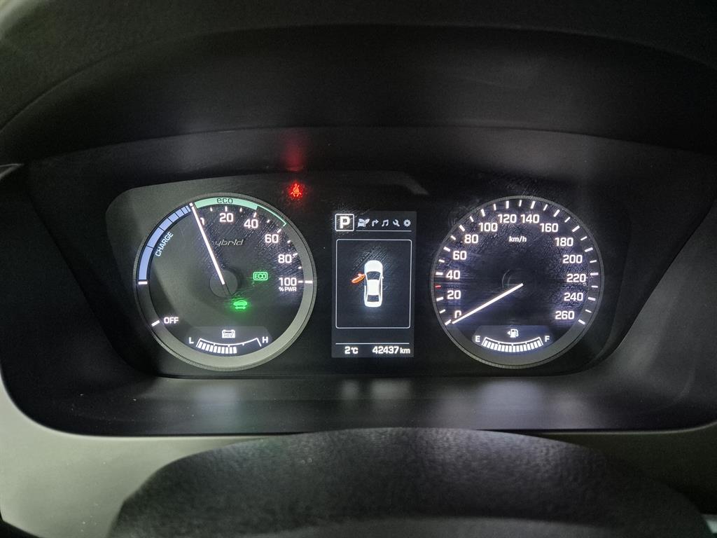 HYUNDAI Sonata - Vista 11