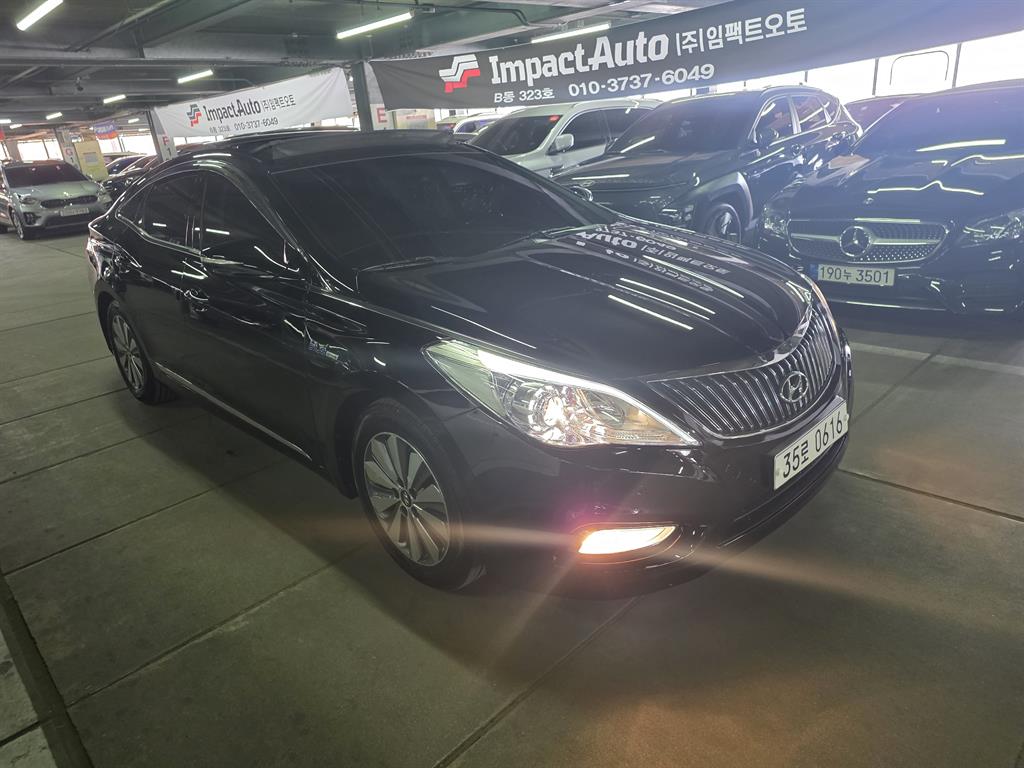 HYUNDAI Grandeur - Vista 4