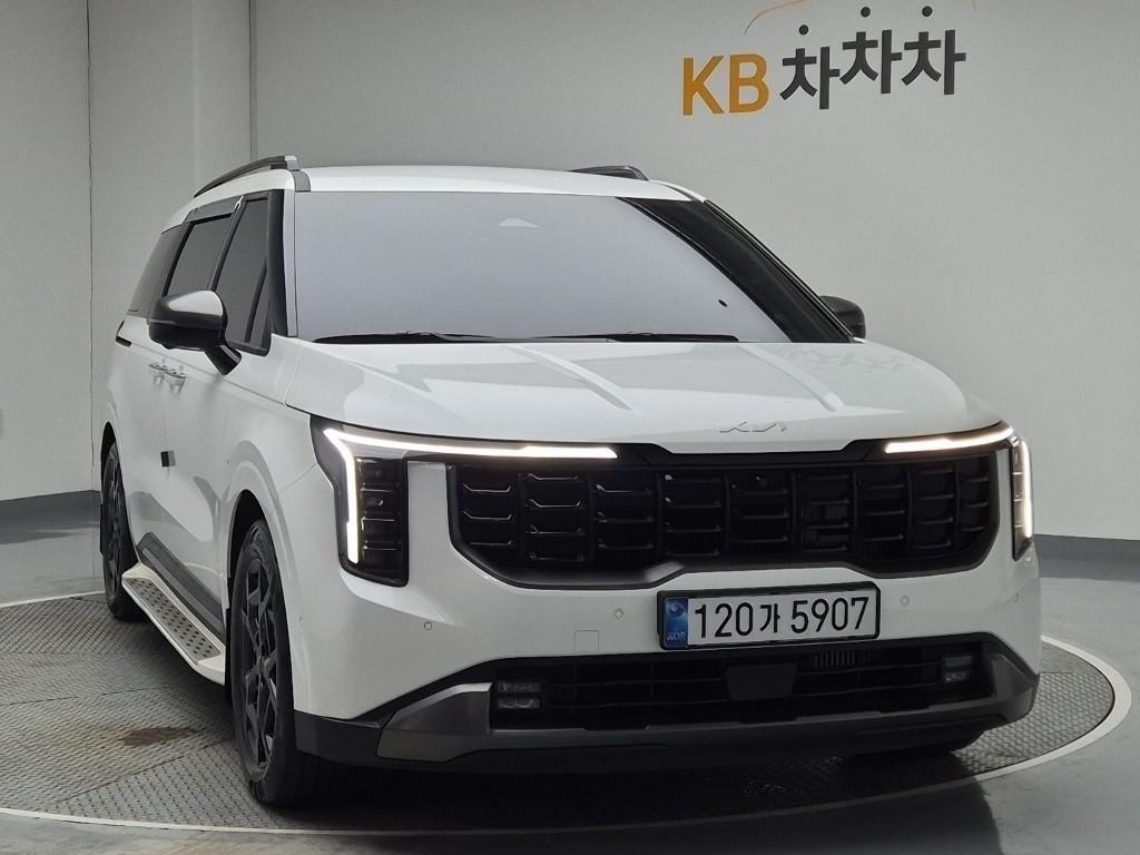 KIA Carnival - Vista 4