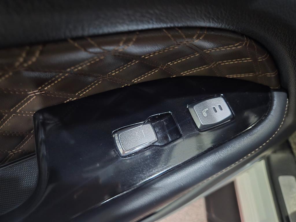 Ssangyong Rexton 2021 Blanco - Importación desde Corea - HF Imports Iquique - Foto 16