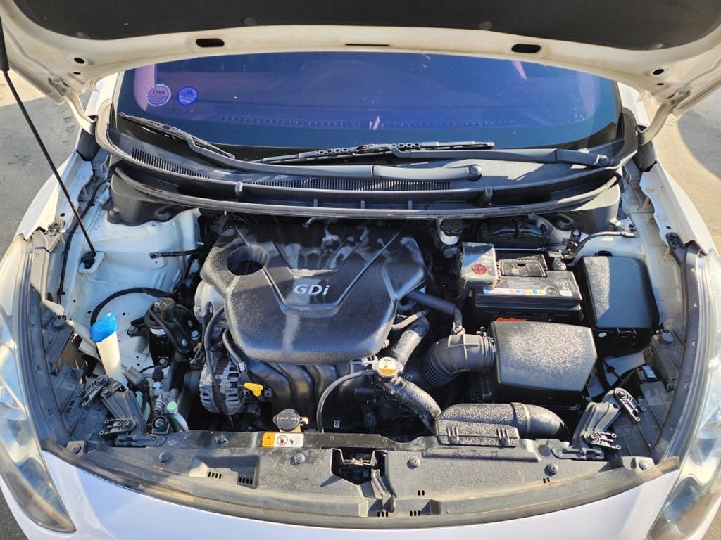 HYUNDAI i30 - Vista 8