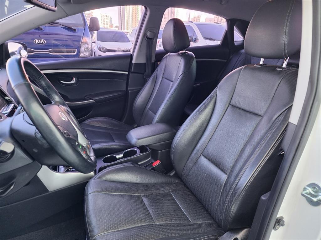 HYUNDAI i30 2014 Blanco - Importación desde Corea - HF Imports Iquique - Foto 16