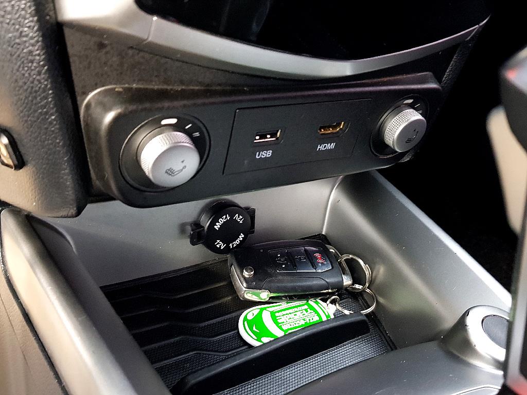 Ssangyong Tivoli 2019 Blanco - Importación desde Corea - HF Imports Iquique - Foto 13