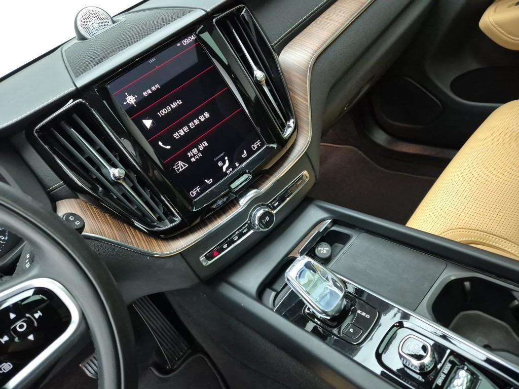 Volvo XC60 - Vista 10