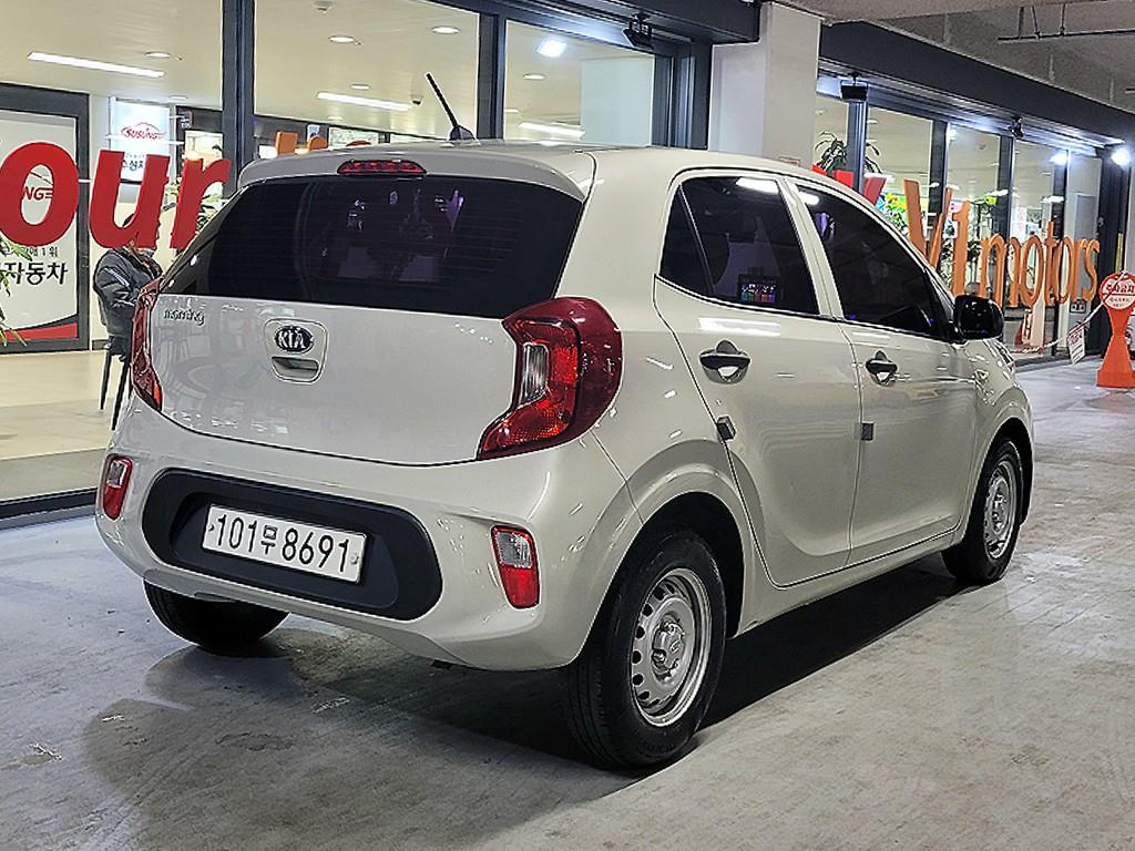 KIA Morning - Vista 4