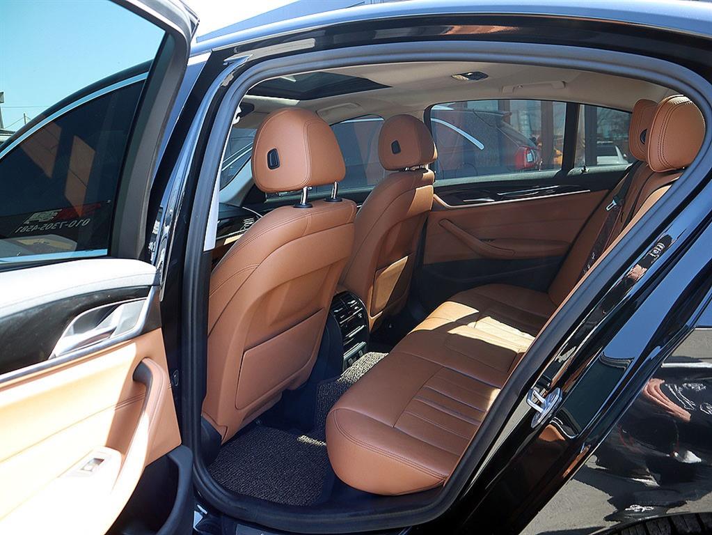 BMW 5 Series 2018 Negro - Importación desde Corea - HF Imports Iquique - Foto 7