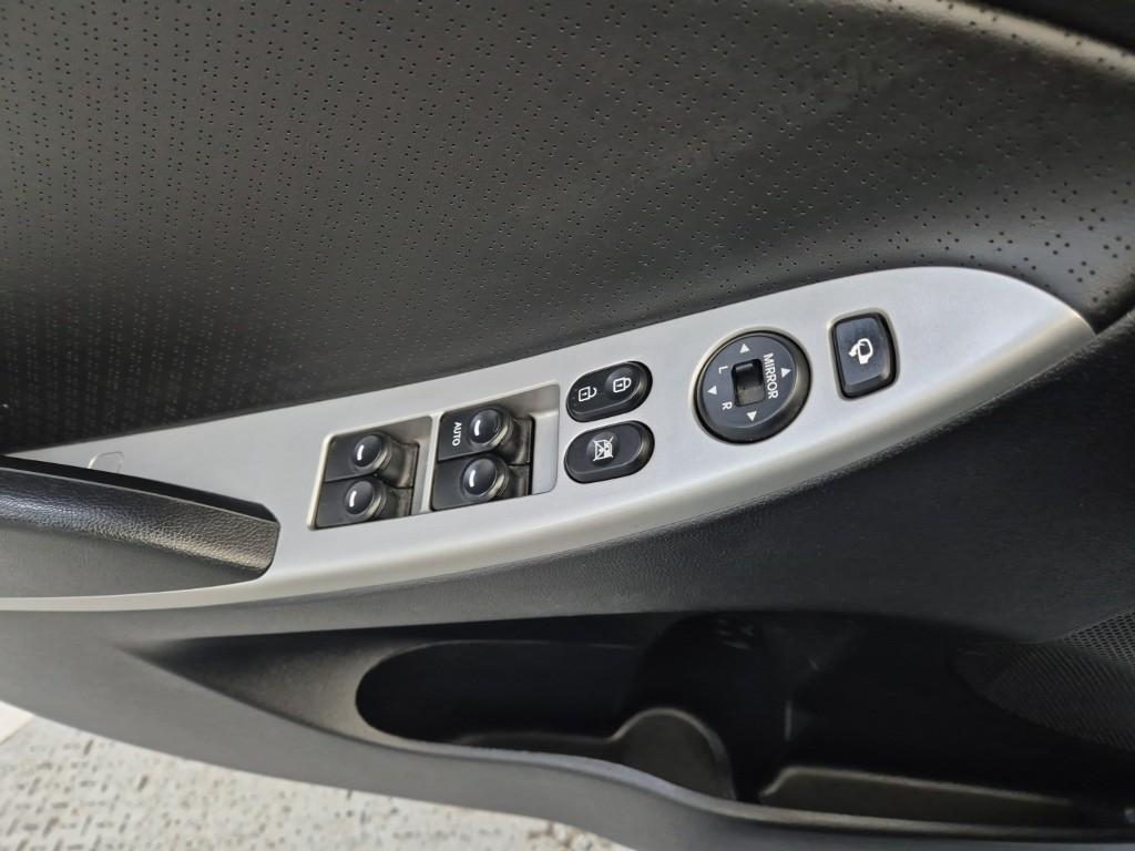 HYUNDAI Accent 2015 Plateado - Importación desde Corea - HF Imports Iquique - Foto 18