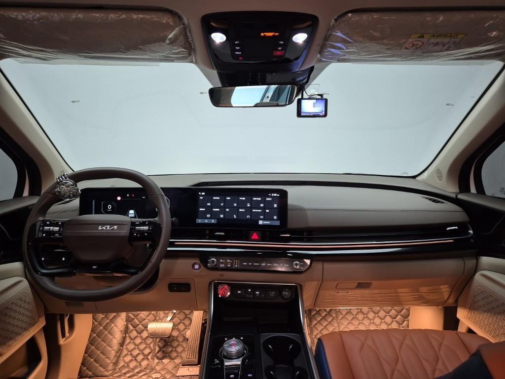 KIA Carnival - Vista 7